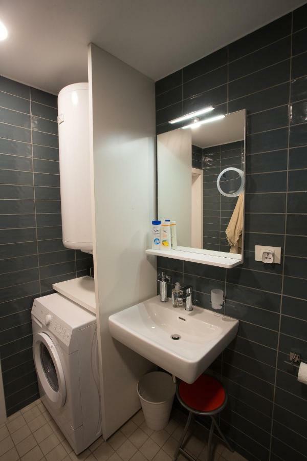 אומאג Downtown Beach Apartments מראה חיצוני תמונה